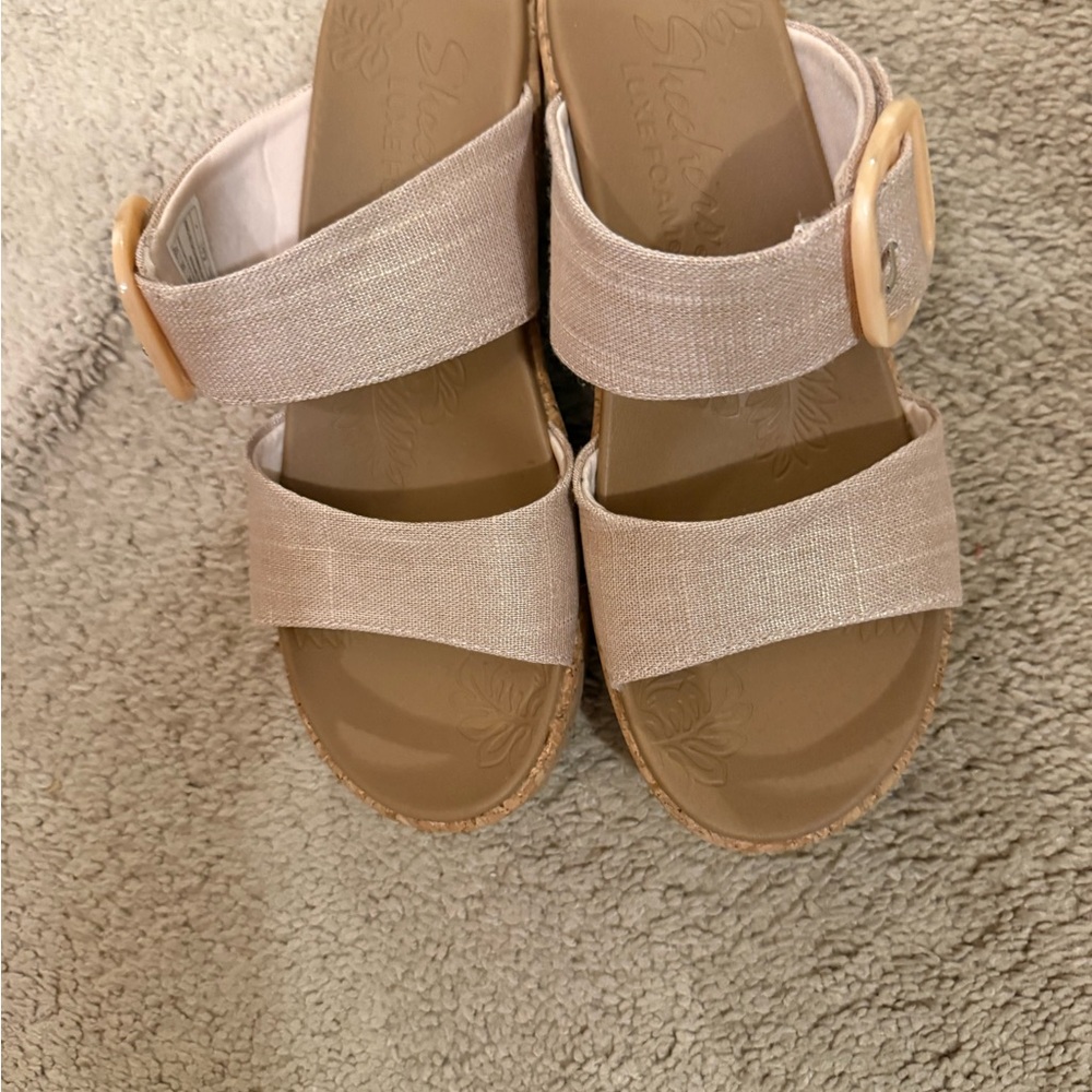Skechers Women's Tan/Pink Sandals